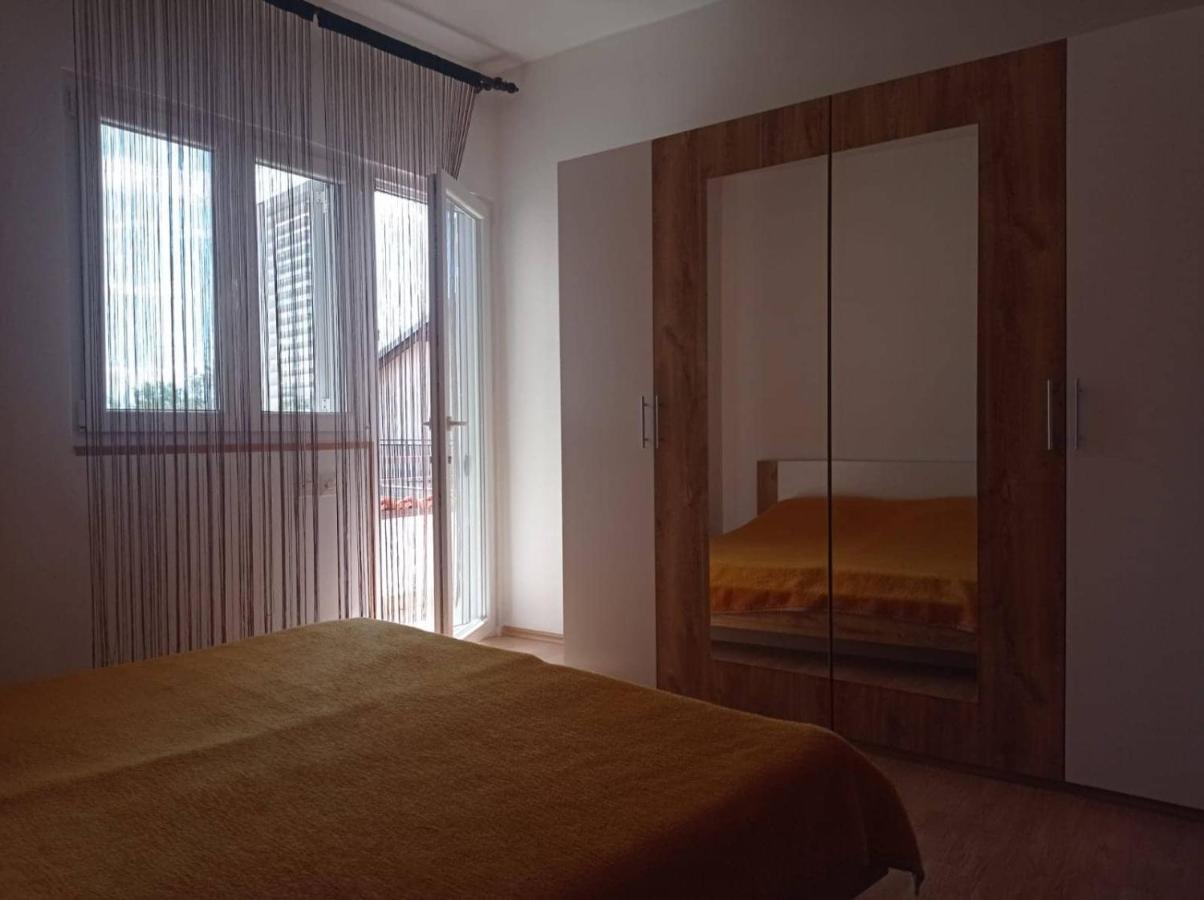 Apartmani Mare Šibenik Eksteriør billede